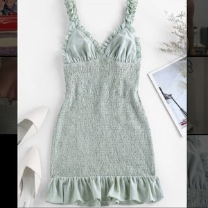 NWT - smocked dress - size small - ZAFUL